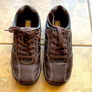 Arizona boys shoes size 13